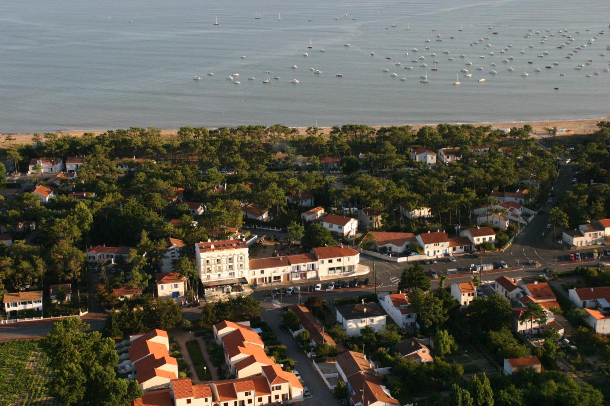 Logis Les Cols Verts La Tranche-sur-Mer Exterior foto