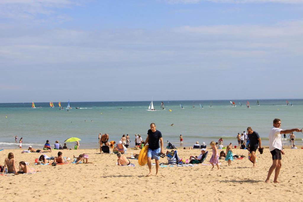 Logis Les Cols Verts La Tranche-sur-Mer Exterior foto