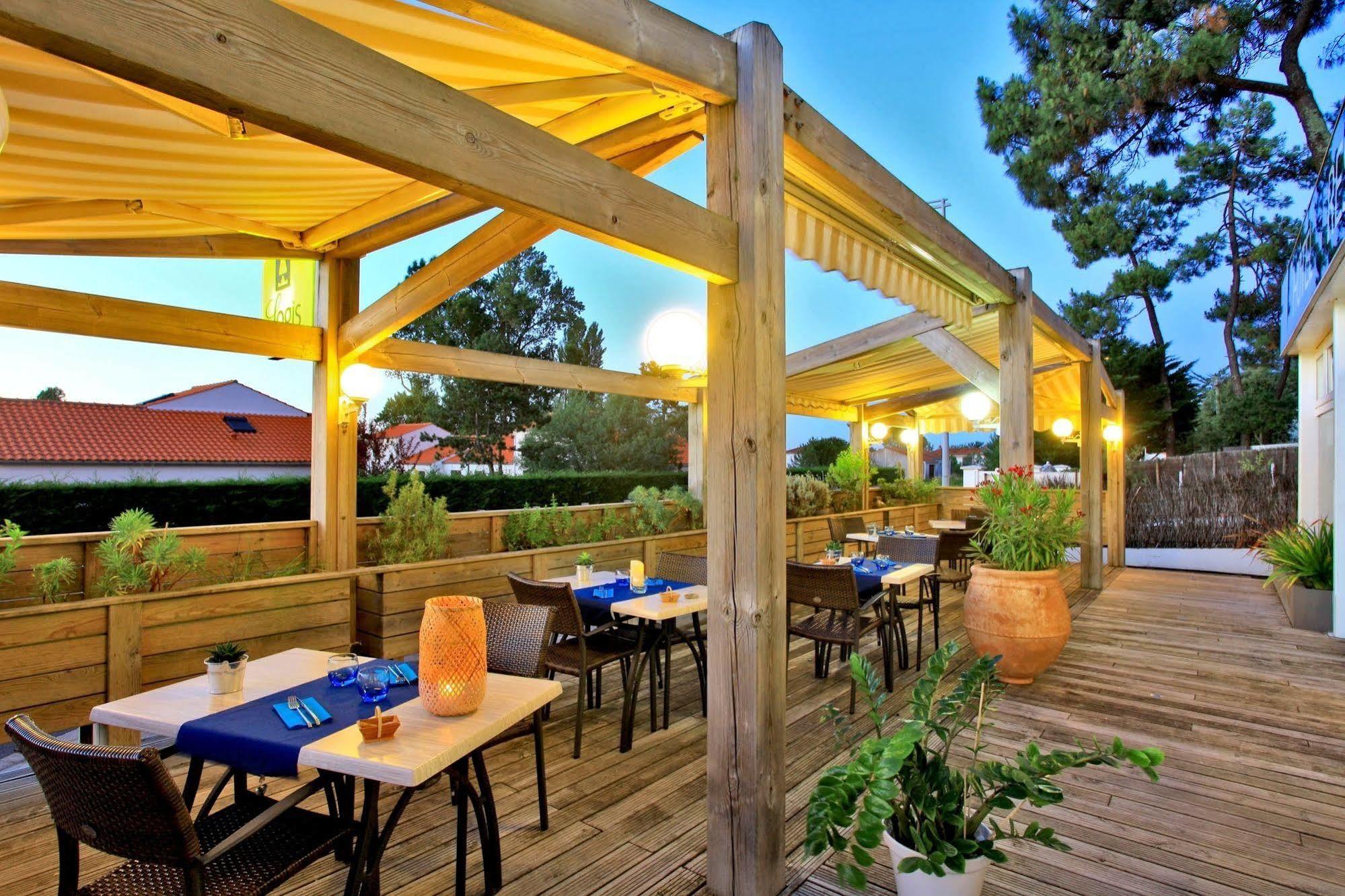 Logis Les Cols Verts La Tranche-sur-Mer Exterior foto