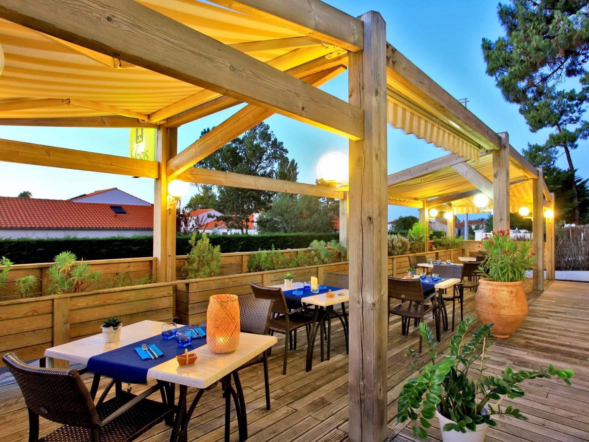 Logis Les Cols Verts La Tranche-sur-Mer Exterior foto